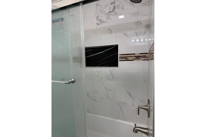 $1280 : Anaheim - 3 Bed Renta image 3