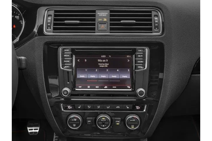 $8990 : Volkswagen Jetta 2017 2.0T G image 10