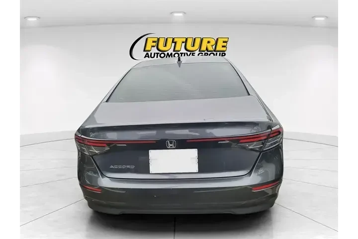 $26997 : Honda Accord 2023 EX 4dr Sed image 4