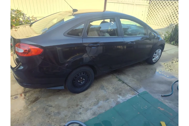 $3500 : FORD FIESTA 2012 image 7