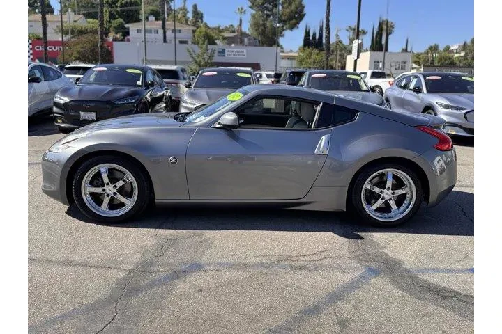 $18993 : Nissan 370Z 2011 Touring 2dr image 6