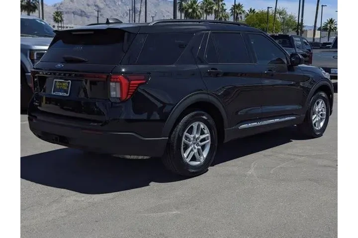 $36999 : Ford Explorer 2025 Active 4d image 2