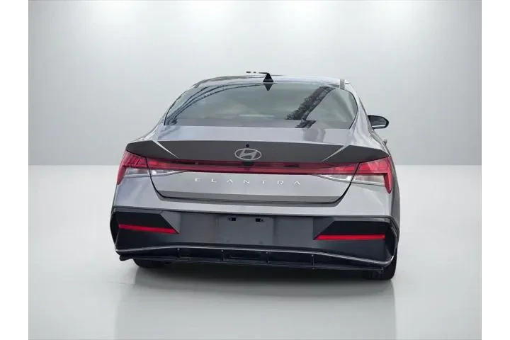 $22999 : Hyundai ELANTRA 2024 SEL 4dr image 6