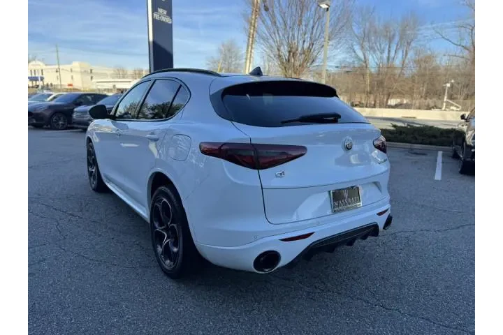$26997 : Alfa Romeo Stelvio 2022 AWD image 5