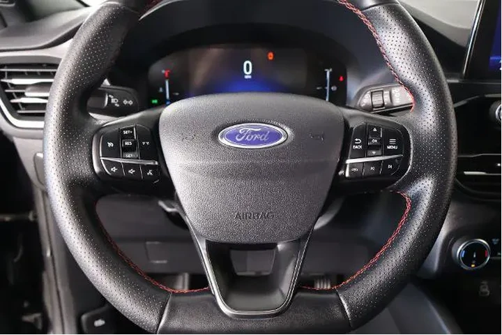 $26000 : Ford Escape 2025 AWD ST-Line image 3