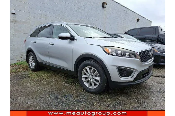 $13987 : Kia Sorento 2018 LX 4dr SUV image 3