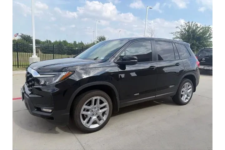 $37995 : Honda Passport 2025 AWD EX-L image 8