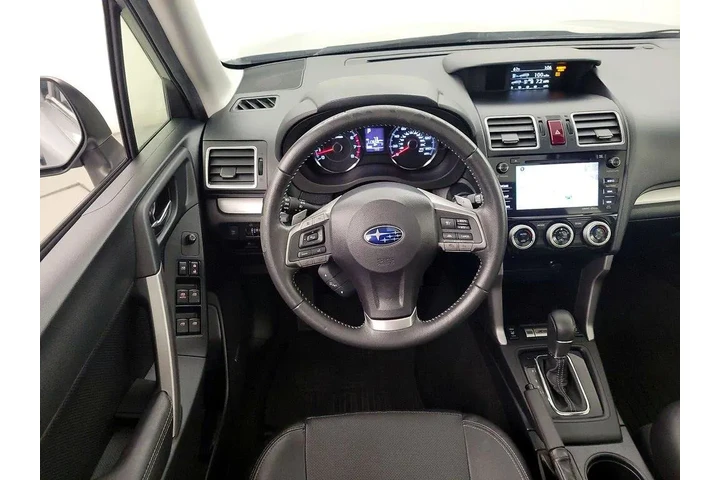 $15998 : Subaru Forester 2016 AWD 2.0 image 10