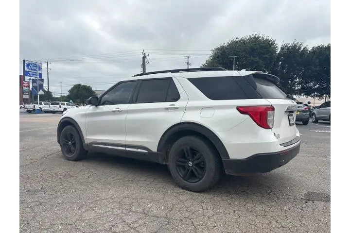 $26273 : Ford Explorer 2022 XLT 4dr S image 4
