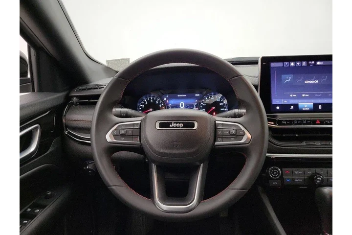 $21998 : Jeep Compass 2024 4x4 Trailh image 10
