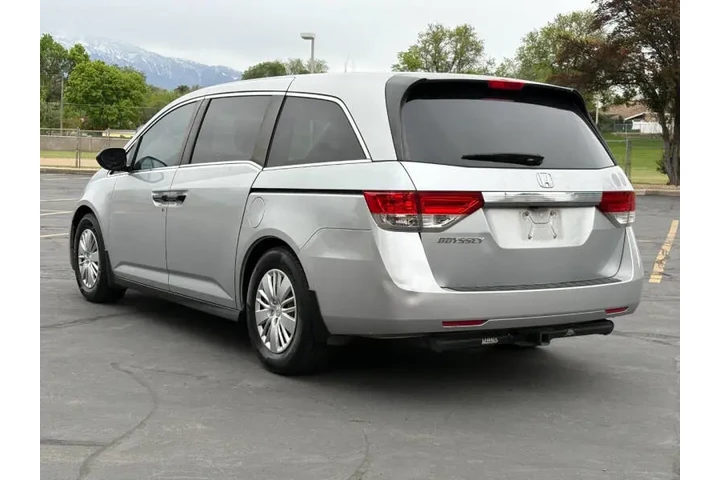 $7900 : 2014 Odyssey LX image 4