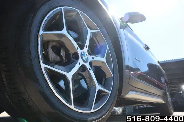 $16747 : BMW X1 2017 AWD xDrive28i 4d image 9