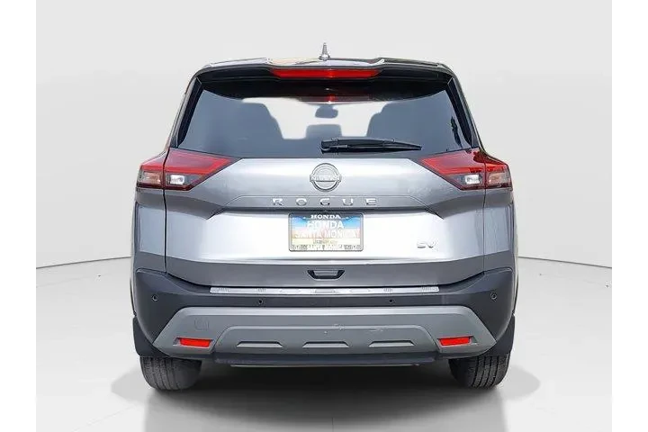 $18700 : Nissan Rogue 2023 SV 4dr Cro image 6