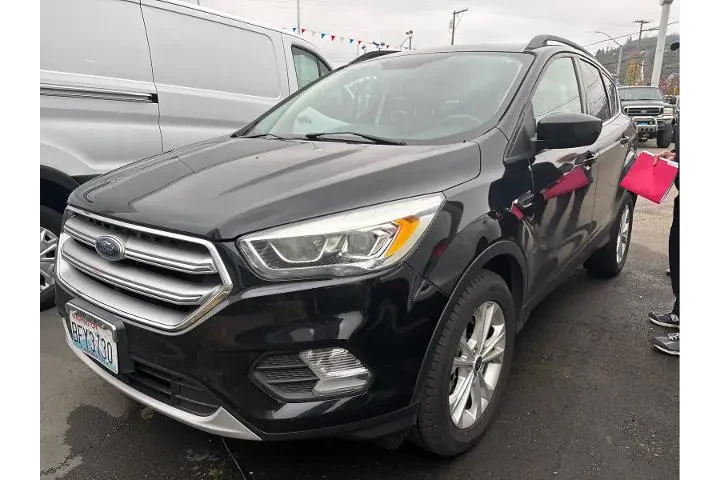 $9990 : Ford Escape 2017 AWD SE 4dr image 1