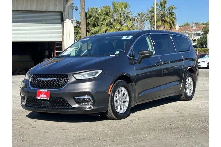 $22033 : Chrysler Pacifica 2023 Touri image 1