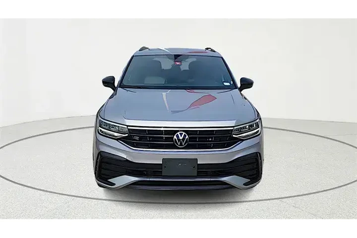 $26501 : Volkswagen Tiguan 2024 SE R- image 2