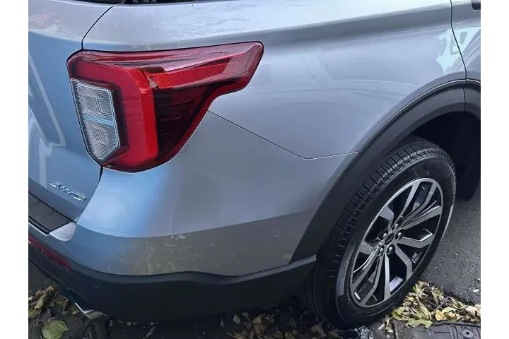 $35990 : Ford Explorer 2022 AWD ST-Li image 6