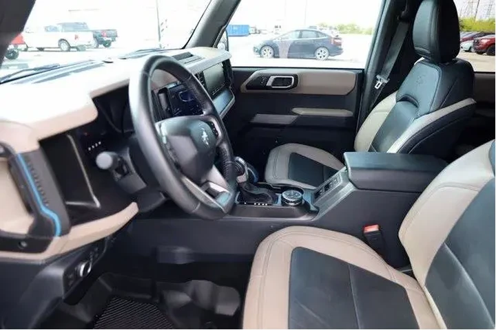 $39994 : Ford Bronco 2022 4x4 Badland image 10