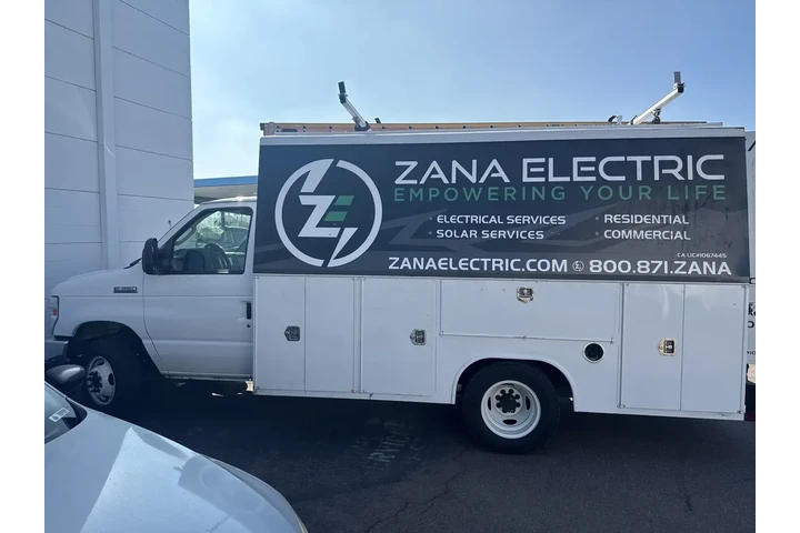 $31300 : Ford E-Series 2022 E-350 SD image 3