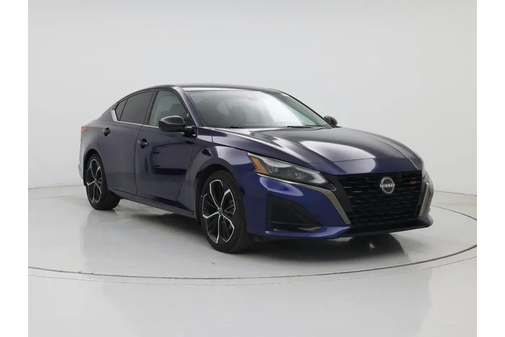 $19998 : Nissan Altima 2023 2.5 SR 4d image 1