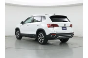 $23998 : Volkswagen Taos 2023 SE 4dr thumbnail