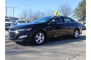 $15990 : Chevrolet Malibu 2023 LT 4dr thumbnail