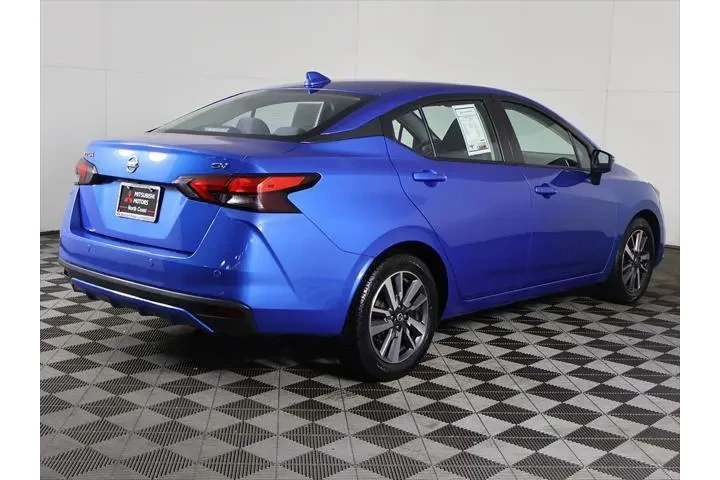 $11799 : Nissan Versa 2021 SV 4dr Sed image 7