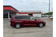 2017 Pacifica Touring FWD en Lexington
