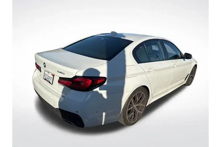 $35900 : BMW 5 Series 2022 540i 4dr S image 5