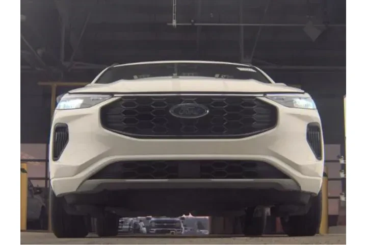 $24693 : Ford Escape 2024 AWD ST-Line image 3