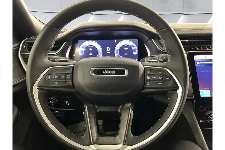 $32991 : Jeep Grand Cherokee L 2024 4 image 9