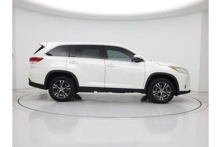 $18998 : Toyota Highlander 2019 LE 4d image 7