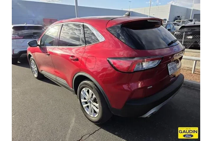 $21995 : Ford Escape 2022 SE 4dr SUV image 5