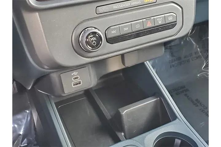 $27988 : Ford Maverick 2025 XL 4dr Su image 10