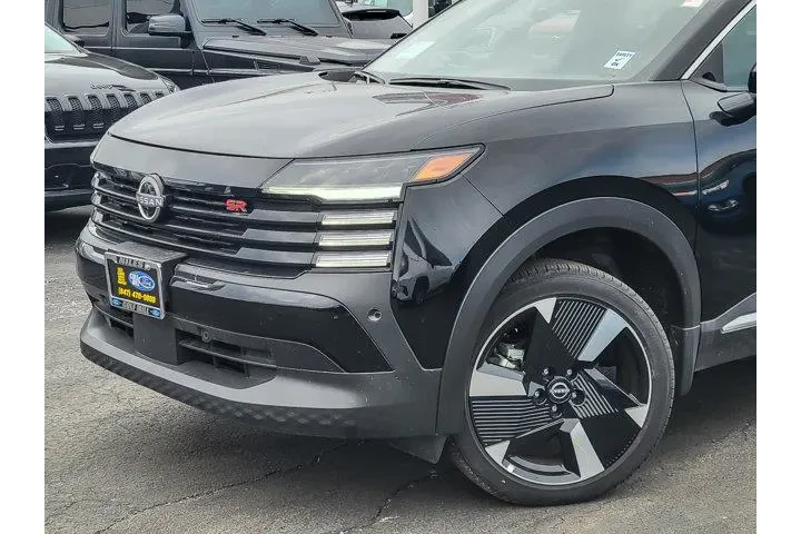 $29988 : Nissan Kicks 2025 AWD SR 4dr image 2