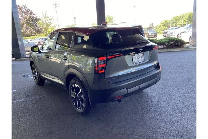 Nissan Kicks 2025 AWD SV 4dr image 7