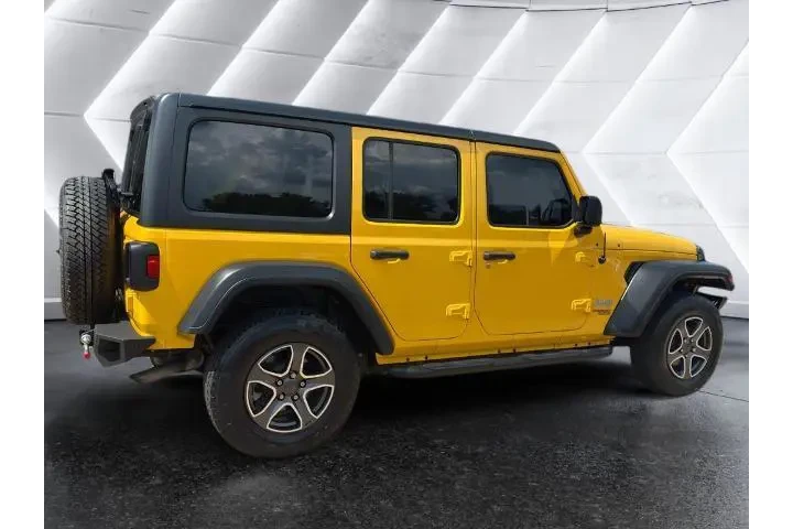 $28225 : Jeep Wrangler Unlimited 2020 image 5
