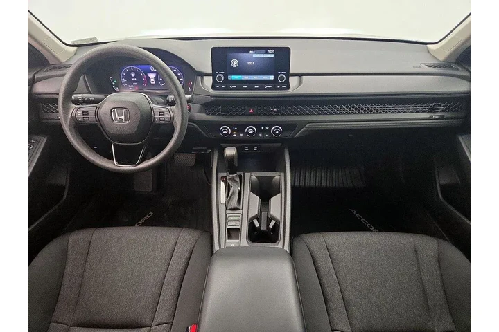 $24998 : Honda Accord 2024 LX 4dr Sed image 9