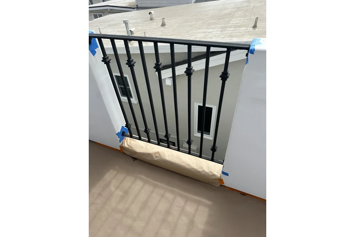 professional painting jobs image 2