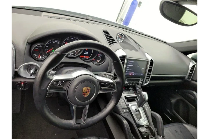 $30998 : Porsche Cayenne 2018 AWD Pla image 9