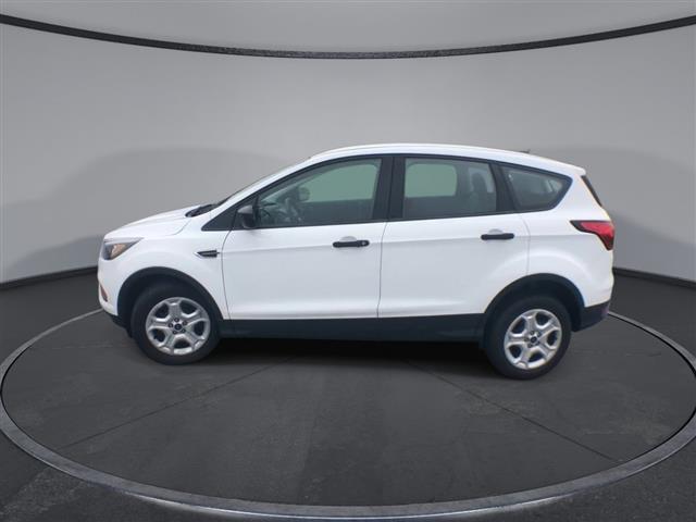 $12900 : PRE-OWNED 2019 FORD ESCAPE S image 5