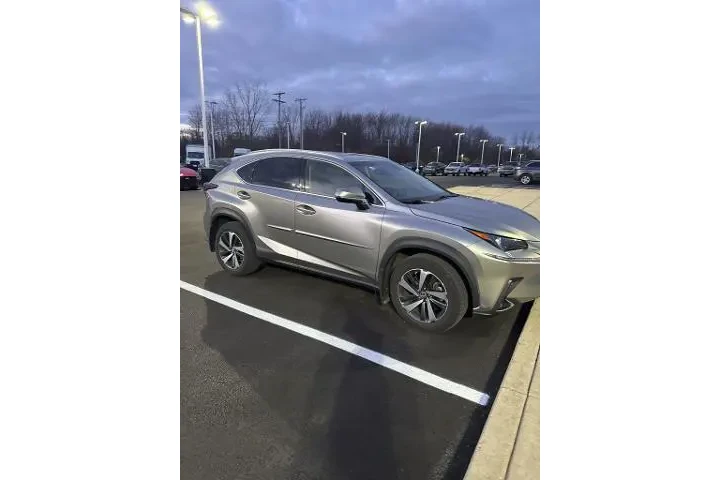 $24239 : Lexus NX 300 2018 AWD F SPOR image 2