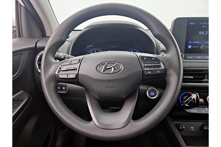 $19998 : Hyundai KONA 2022 SEL 4dr Cr image 10