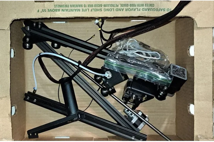 $1100 : IMPRESORA 3D, DESARMADA, NO VI image 3