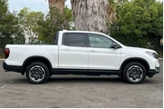 Honda Ridgeline 2024 AWD Bla thumbnail