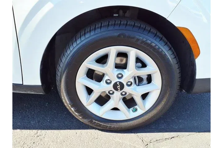 $20441 : Kia Soul 2025 S 4dr Crossove image 9