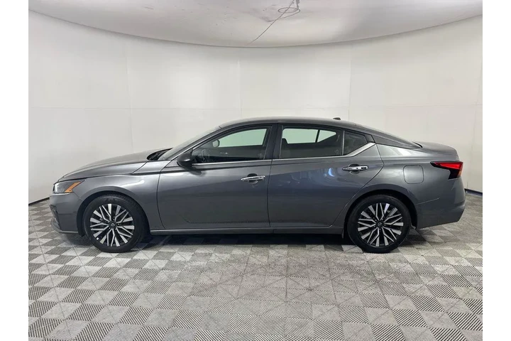 $19420 : Nissan Altima 2025 2.5 SV 4d image 8