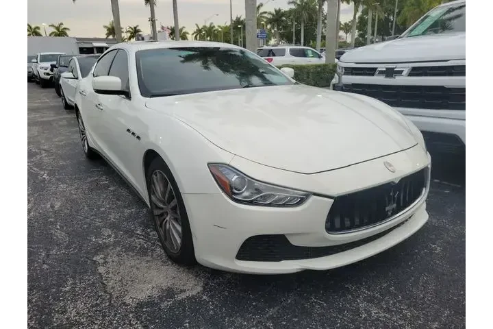 $12990 : Maserati Ghibli 2015 4dr Sed image 2