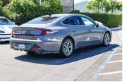 $21000 : Hyundai SONATA 2023 SEL 4dr thumbnail