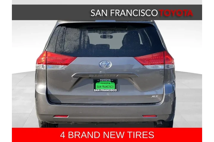 $18988 : 2013 Sienna XLE 8 Passenger image 4